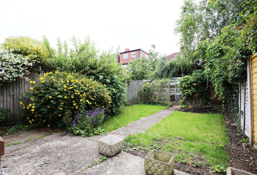 Lloyds Residential estate agent To Let